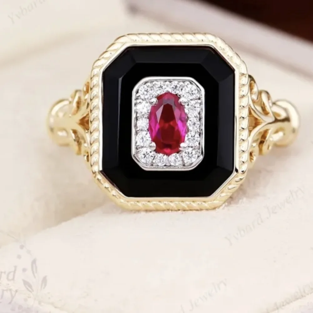 Onyx Base Red & Clear Zirconia Stones Ring Art Decor Gold Oblong Style Sz 8 NWT